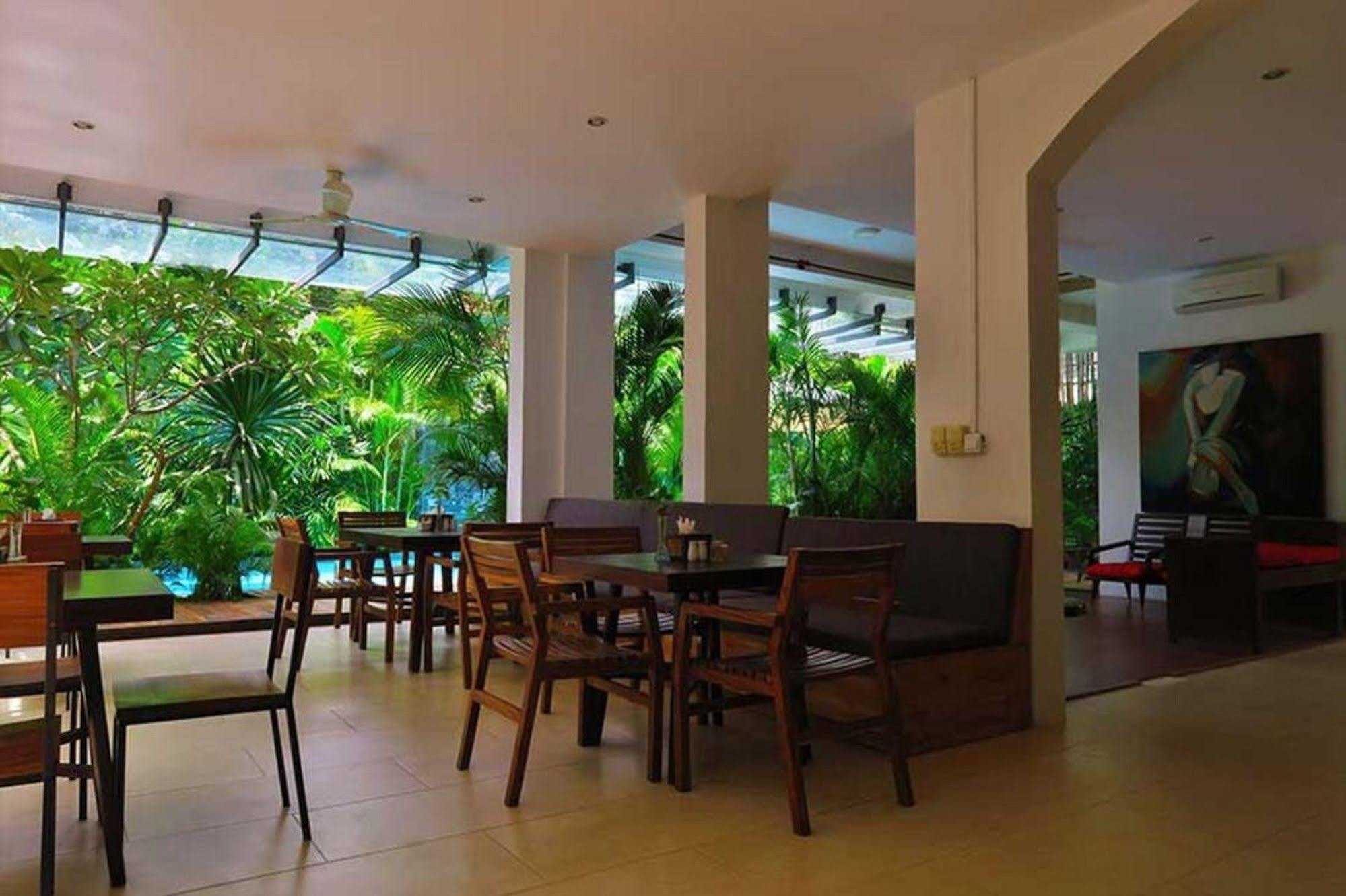 Tranquil Villa Phnom-Penh Buitenkant foto
