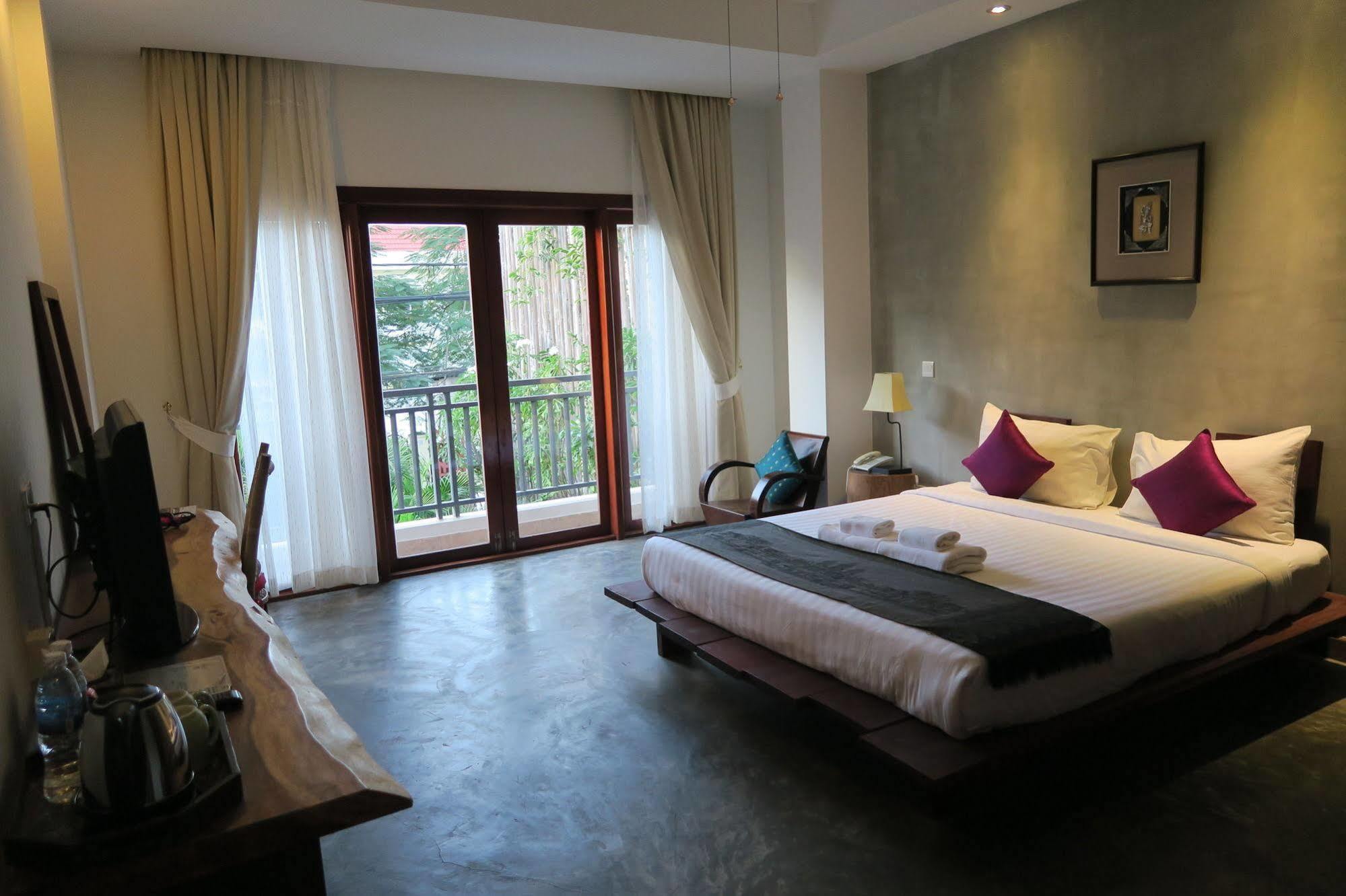 Tranquil Villa Phnom-Penh Buitenkant foto