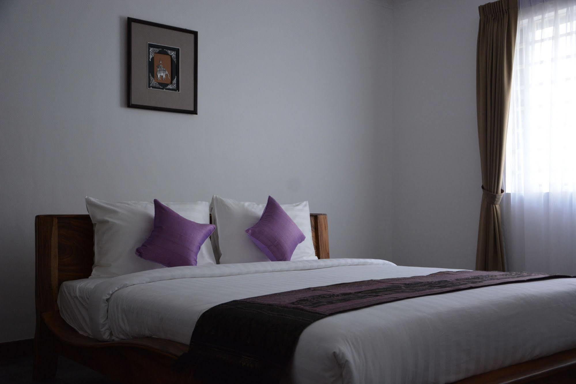 Tranquil Villa Phnom-Penh Buitenkant foto